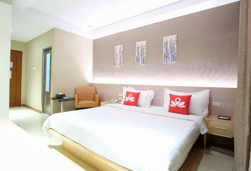 ホテル Zen Premium Dela Chambre  Manila