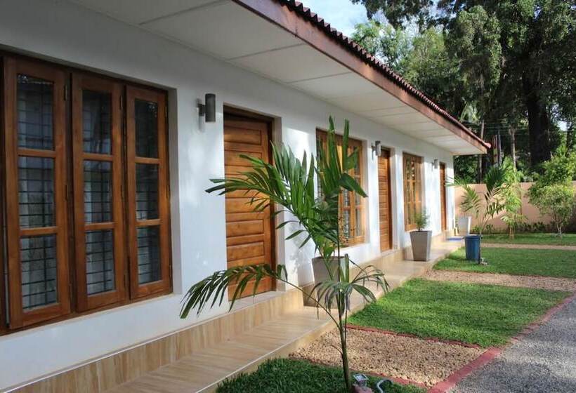 Nirmala Hotel And Restaurant