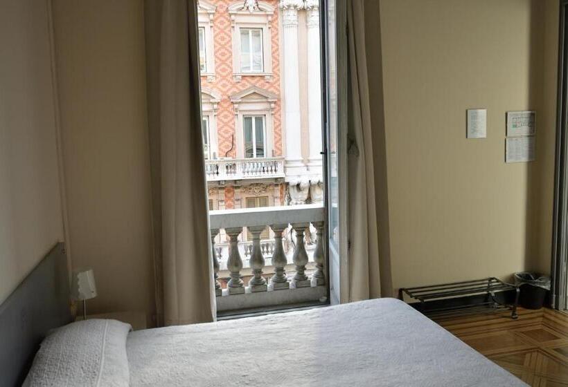 پانسیون Check Inn Rooms Genova Centro