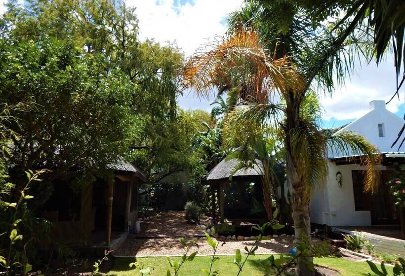 Pension Khashamongo B & B