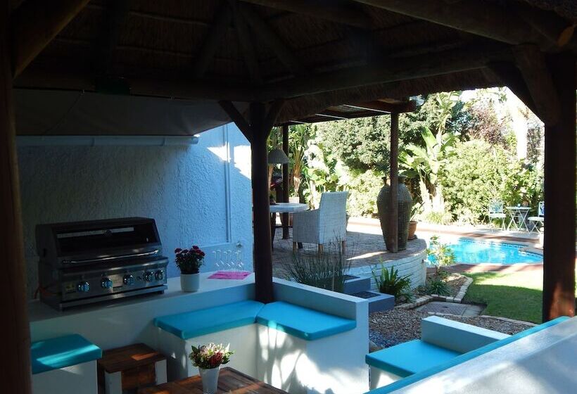 Pension Khashamongo B & B