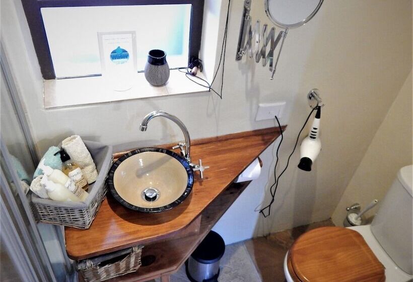 Pension Khashamongo B & B