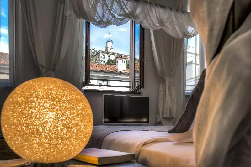 پانسیون Mercatovecchio Luxury Suites