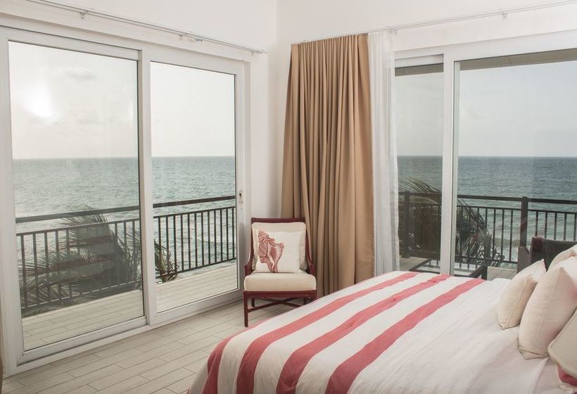 Playa Escondida Beach Club