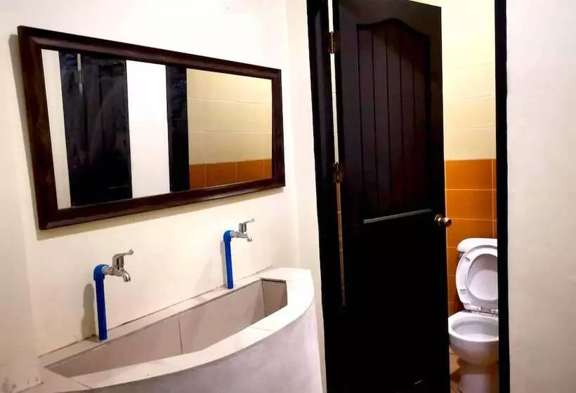 The Stopover Hostel Mactan