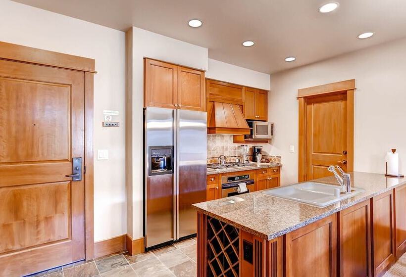 Timbers And Lone Eagle By Keystone Resort