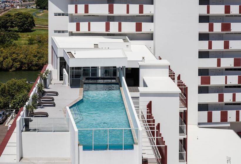 Central Holborn Apartments