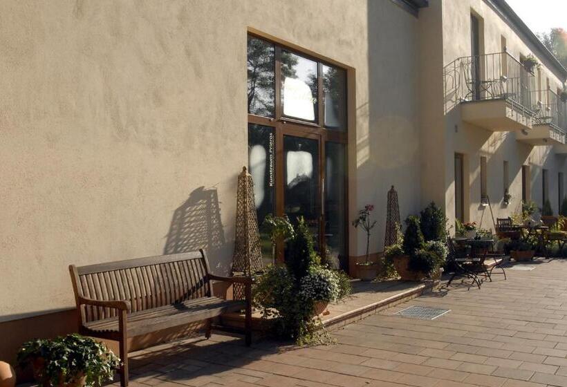 Cellino Hotel Prieros