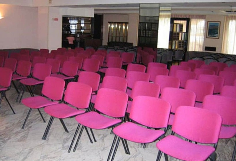 בית מלון כפרי Excelsior