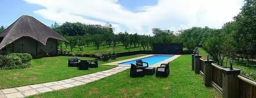 ホテル Kwambali Riverside Lodge