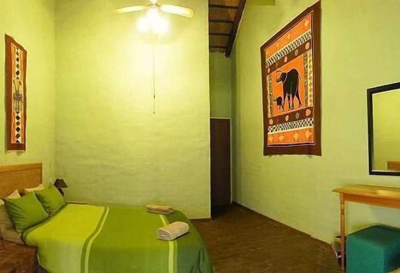 ホテル Kwambali Riverside Lodge