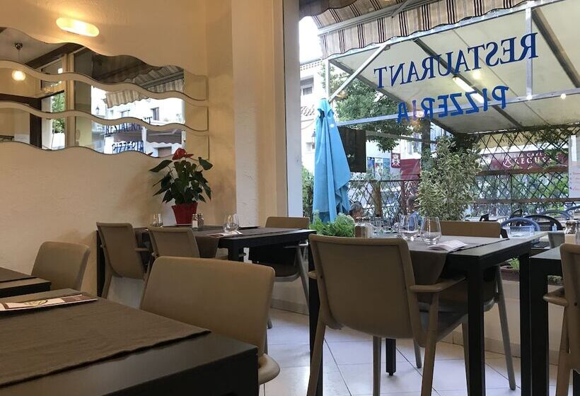 هتل Le Chemin Neuf