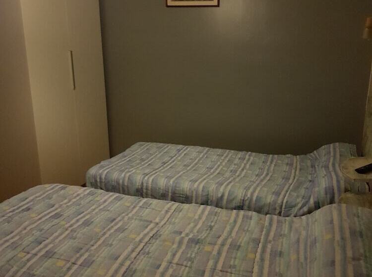 هتل Le Chemin Neuf