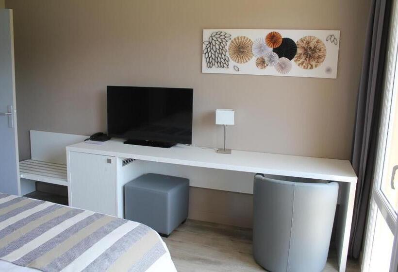 فندق Le Quincangrogne