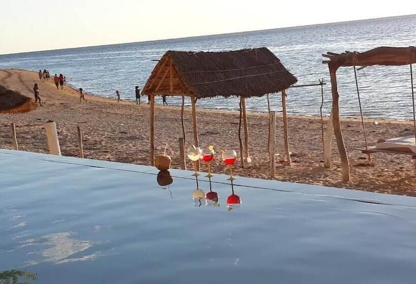 هتل Princesse Du Lagon