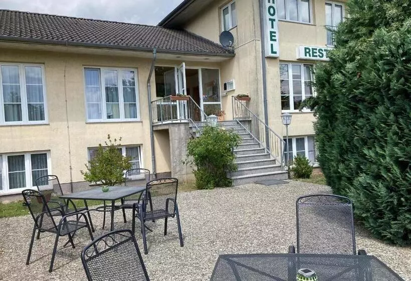 ホテル Restaurant Am Worns Berg