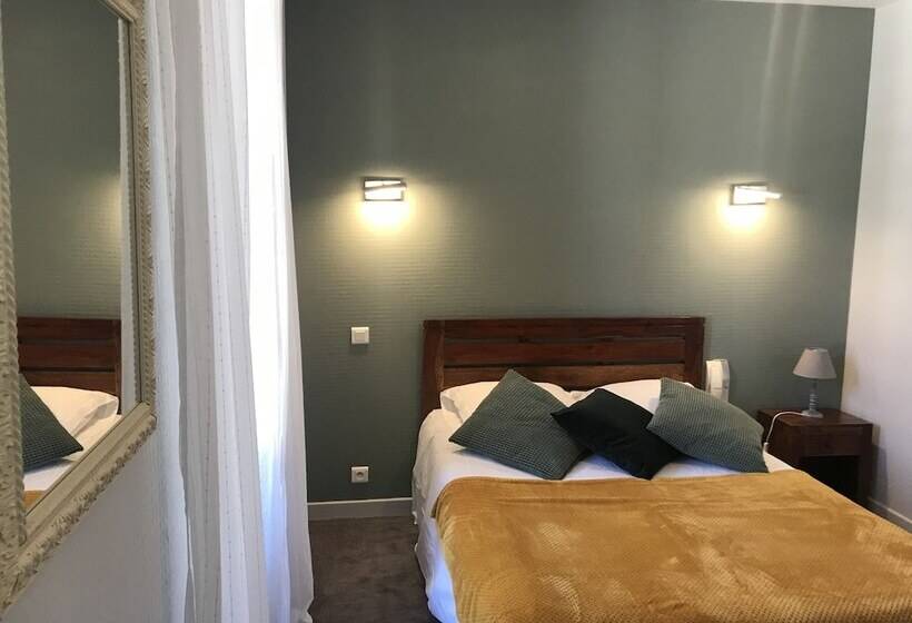 בית מלון כפרי Restaurant Du Plomb Du Cantal