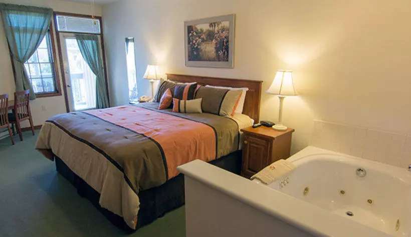 Hotelli Scandinavian Lodge