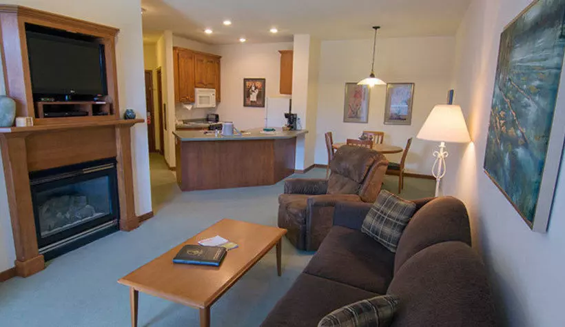 Hotelli Scandinavian Lodge