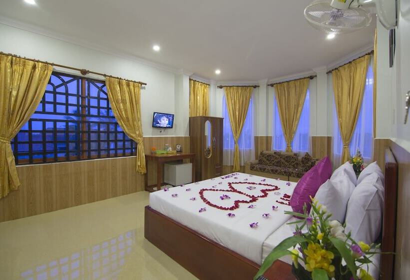 ホテル Serkirin Mary Angkor Villa