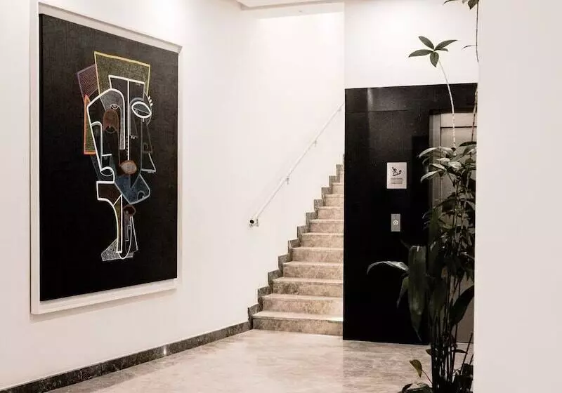 Star Land Hotel Bonapriso