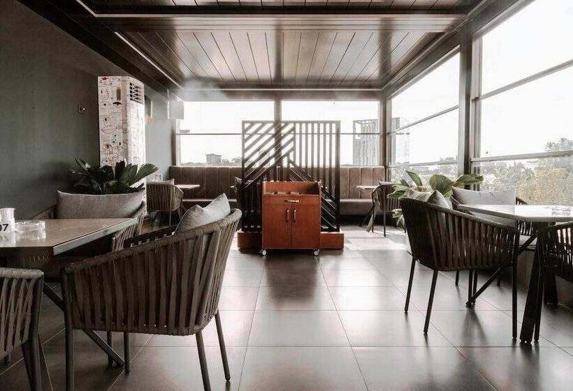 Star Land Hotel Bonapriso