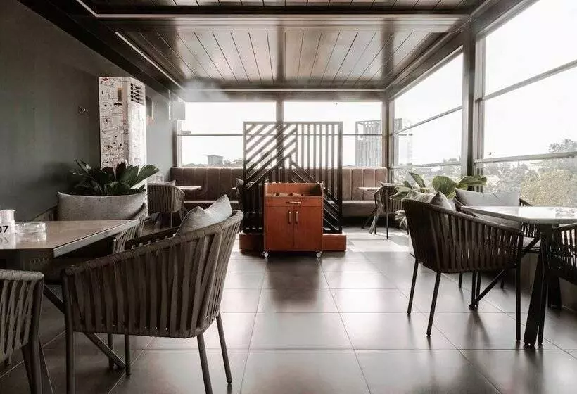 Star Land Hotel Bonapriso