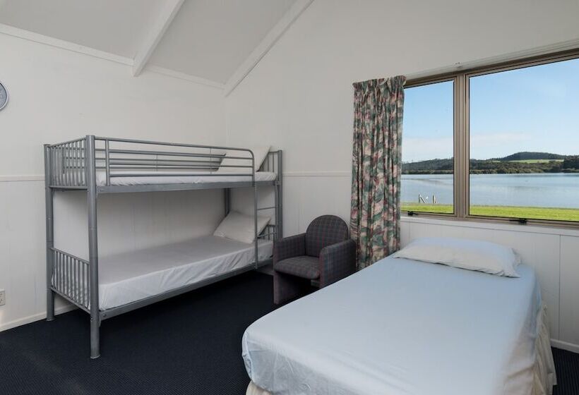 בית מלון כפרי Waitangi Holiday Park