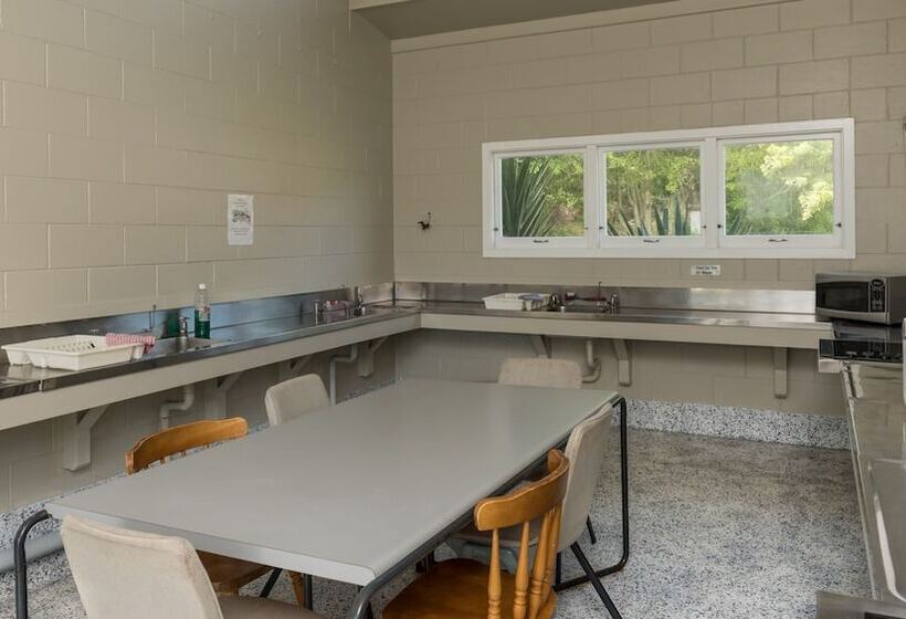 בית מלון כפרי Waitangi Holiday Park