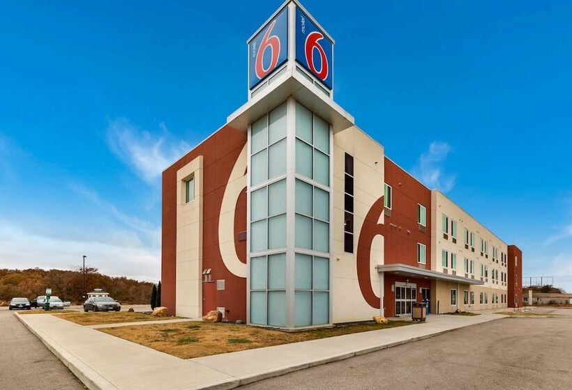 Motel 6 Poplar Bluff, Mo