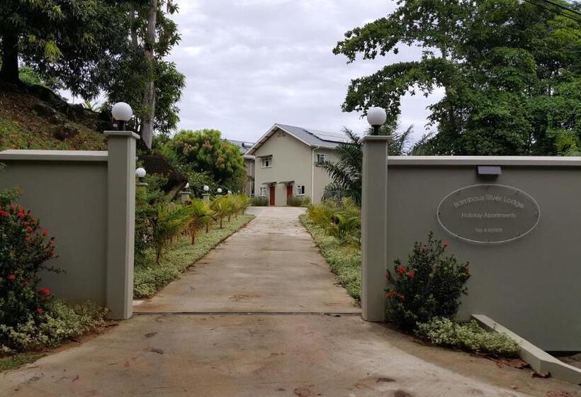 پانسیون Bambous River Lodge