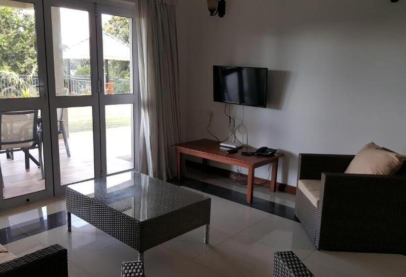 پانسیون Bambous River Lodge