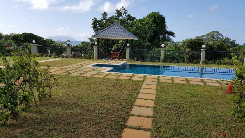 پانسیون Bambous River Lodge