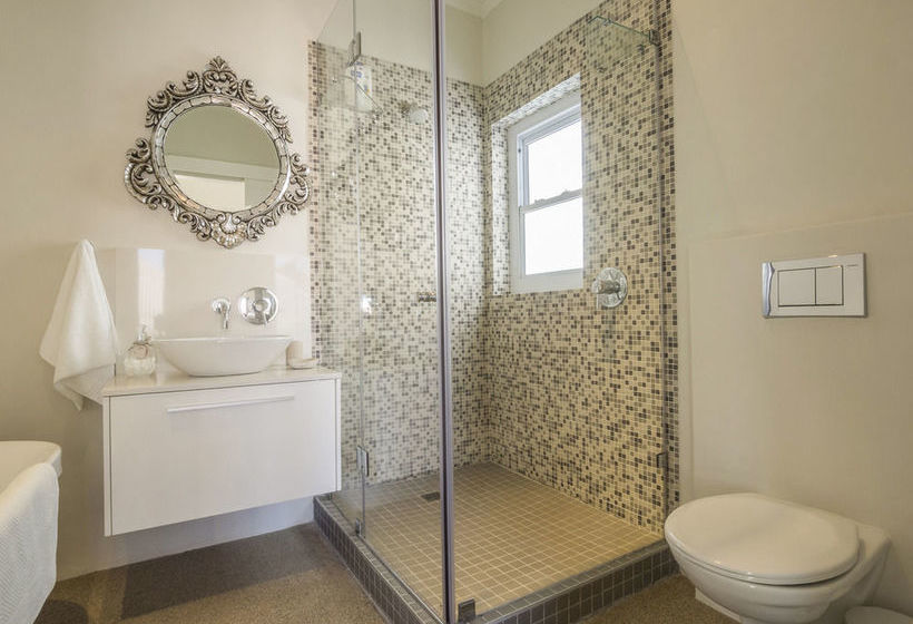 Thesen Islands Holiday House