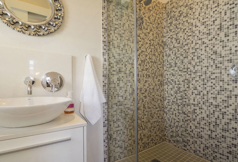 Thesen Islands Holiday House