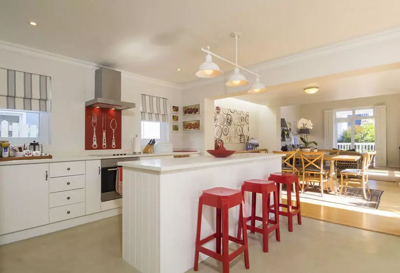 Thesen Islands Holiday House
