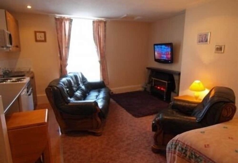 Waverley House Apartments