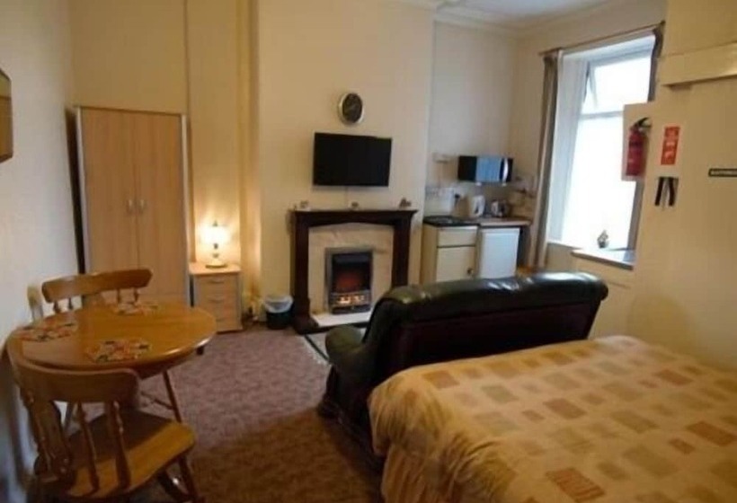 Waverley House Apartments