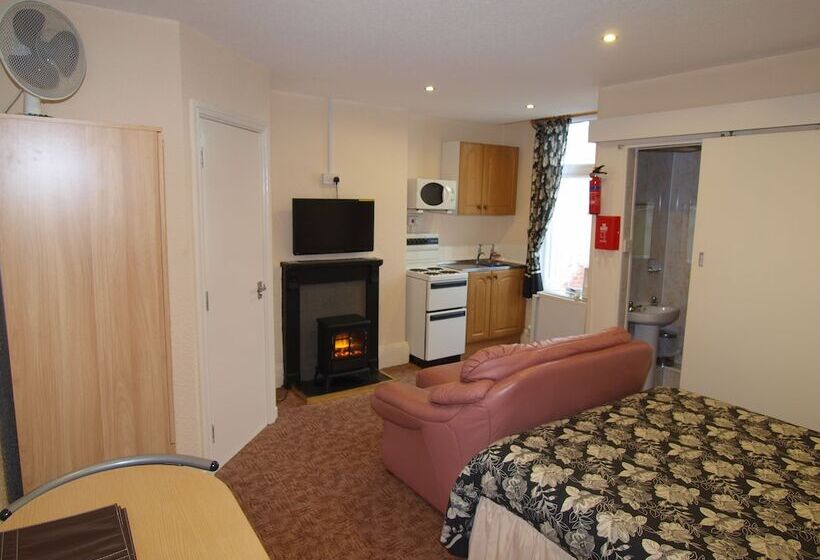 Waverley House Apartments