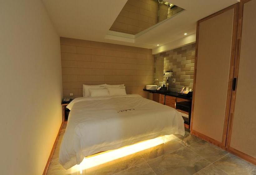 Ytt Hotel Nampo Dong Busan