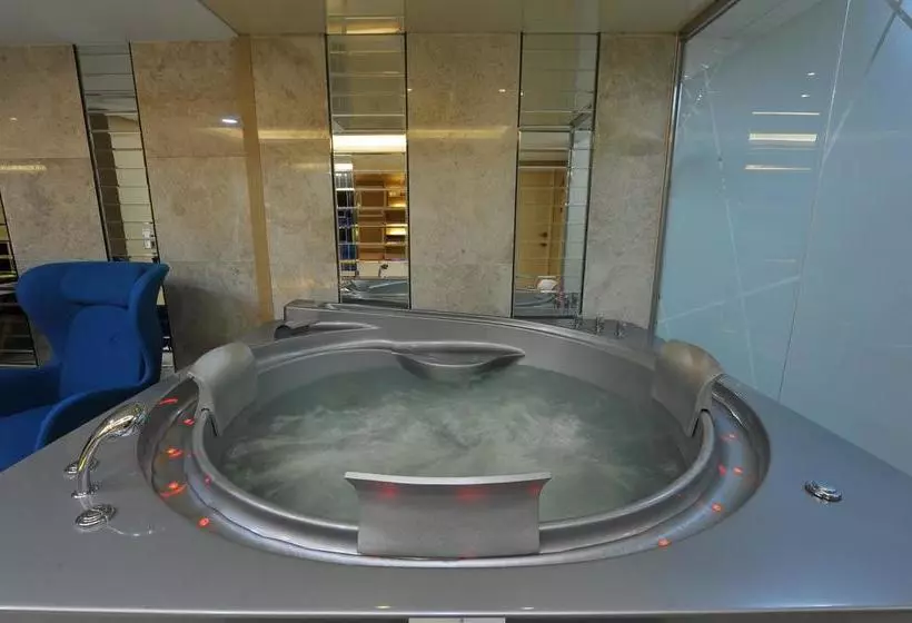 Ytt Hotel Nampo Dong Busan