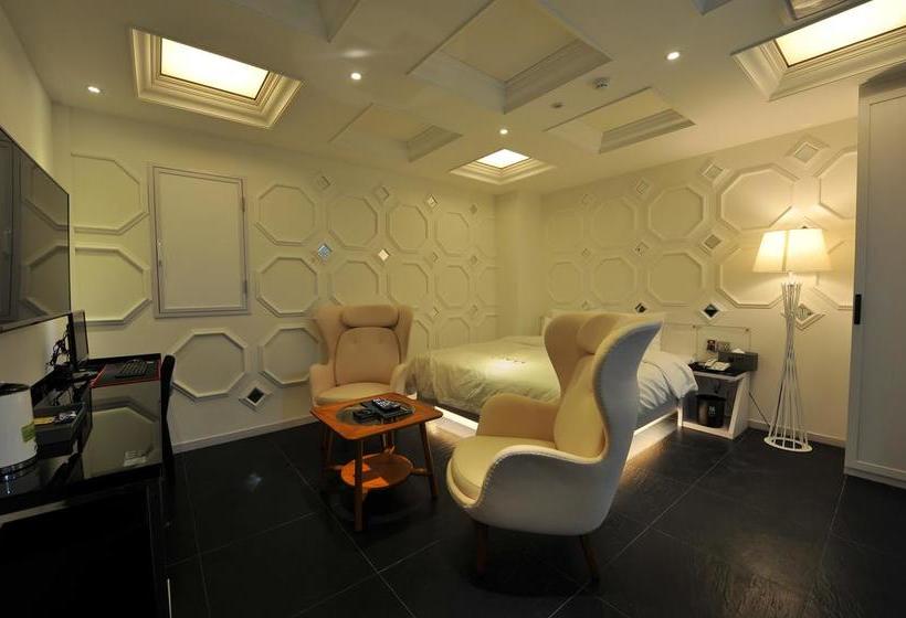 Ytt Hotel Nampo Dong Busan