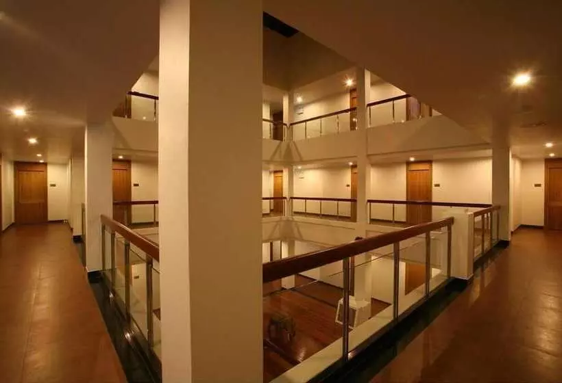 Baan Saikao Plaza Hotel & Service Apartment
