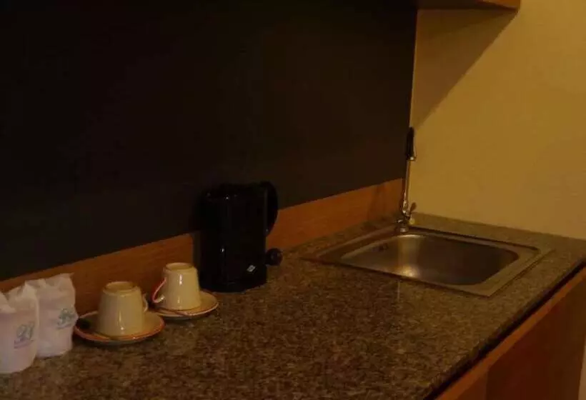 Baan Saikao Plaza Hotel & Service Apartment