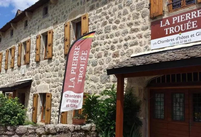 ベッドアンドブレックファースト La Pierre Trouée Chambre D Hôtes