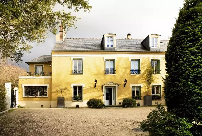 ベッドアンドブレックファースト Le Clos De Villeroy