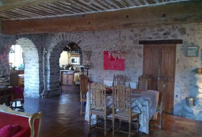تختخواب و صبحانه Riverside Home Cottage