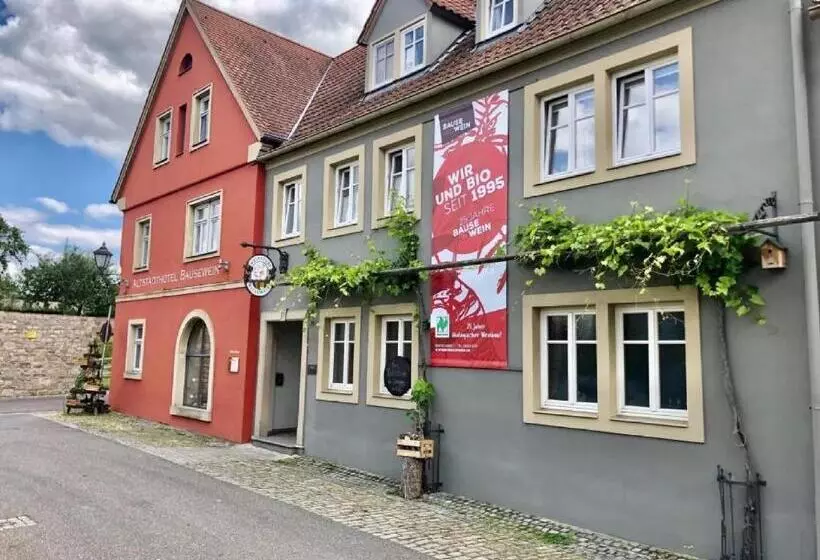 Biobausewein Wein Hotel Leben