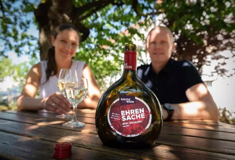 Biobausewein Wein Hotel Leben