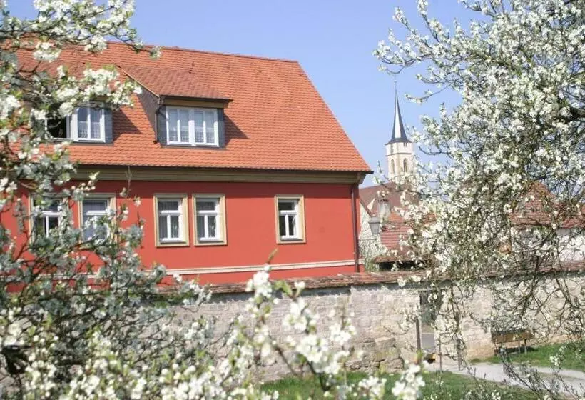 Biobausewein Wein Hotel Leben